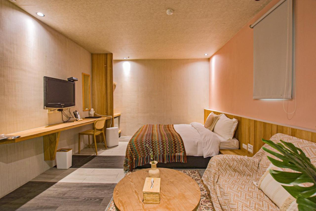 Ashare Hotel Yilan Eksteriør bilde