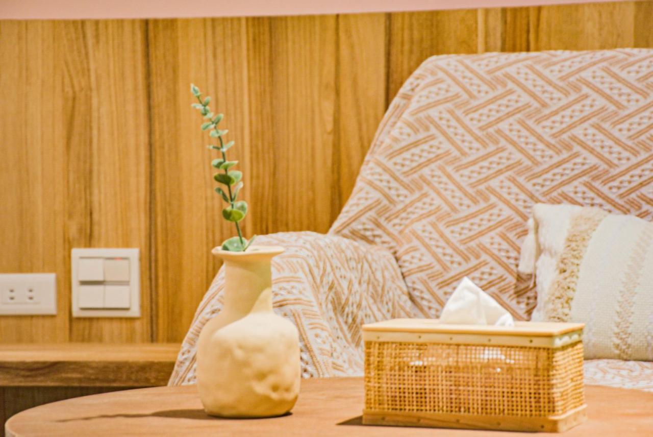 Ashare Hotel Yilan Eksteriør bilde